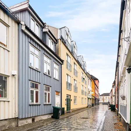 Stylish Vintage In The Heart Of The Lägenhet